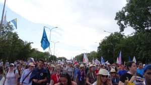 In Opole liepen we mee in de processie door de stad